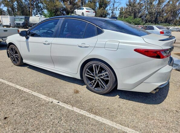 4T1DAACK4SU142554 2025 TOYOTA CAMRY White Tył lewy