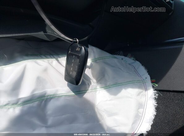 4T1DAACK4SU520954 2025 TOYOTA CAMRY Black Առջևի վահանակի տեսք