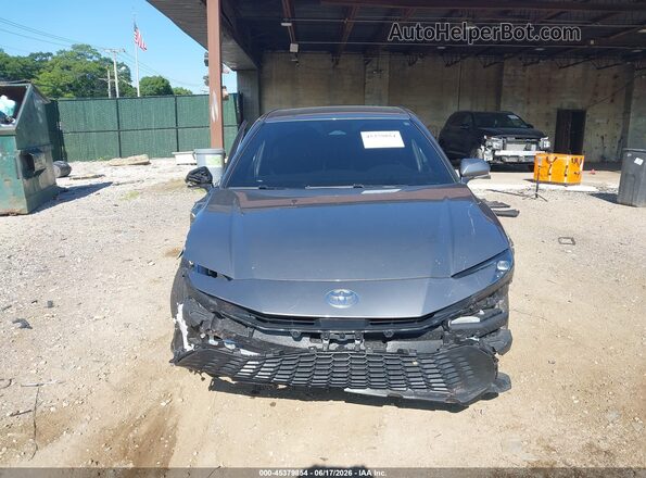 4T1DAACK4SU531033 2025 TOYOTA CAMRY Gray Սալոնի հետևի տեսք