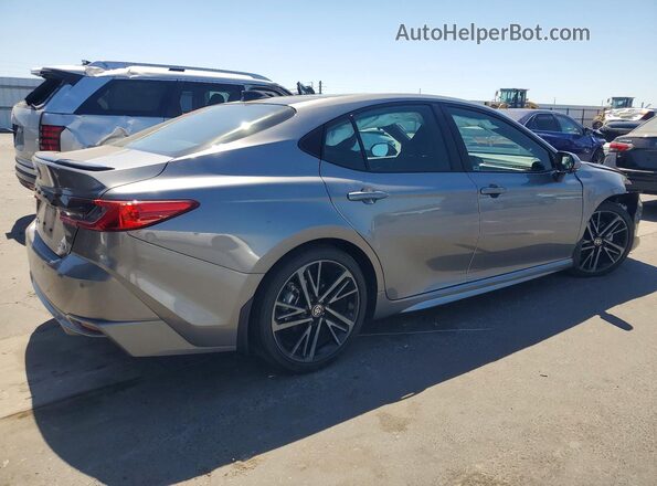 4T1DAACK4SU616518 2025 TOYOTA CAMRY Серебряный Задняя правая четверть