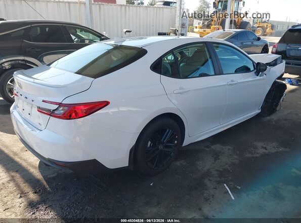 4T1DAACK4TU257754 2026 TOYOTA CAMRY Черный Задняя правая четверть