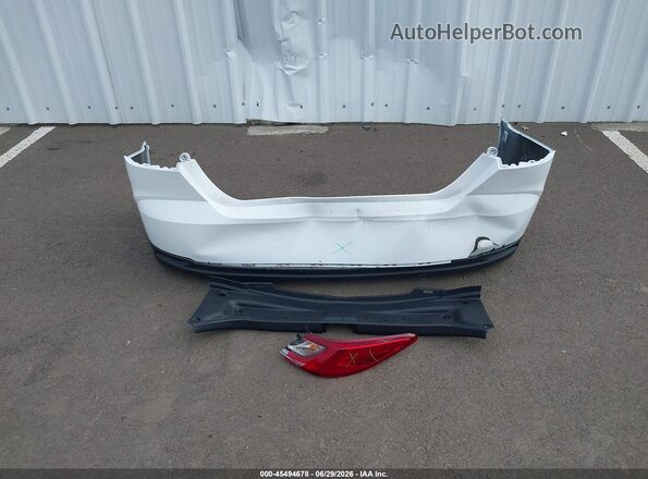 4T1DAACK4TU672346 2026 TOYOTA CAMRY White ხელსაწყოთა პანელის ხედი