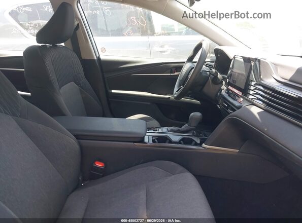 4T1DAACK4TU700758 2026 TOYOTA CAMRY Silver Vista interior delantera