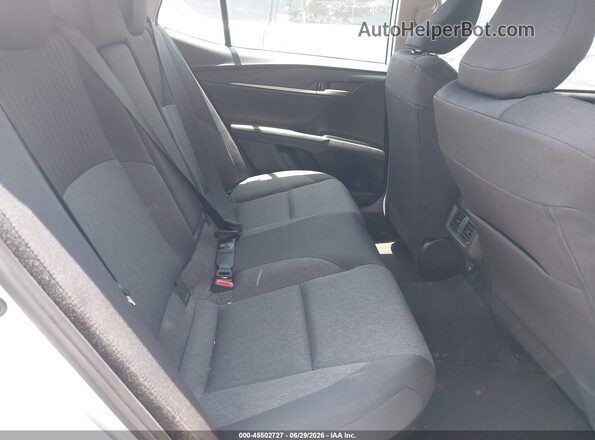 4T1DAACK4TU700758 2026 TOYOTA CAMRY Silver Vista de la etiqueta del VIN