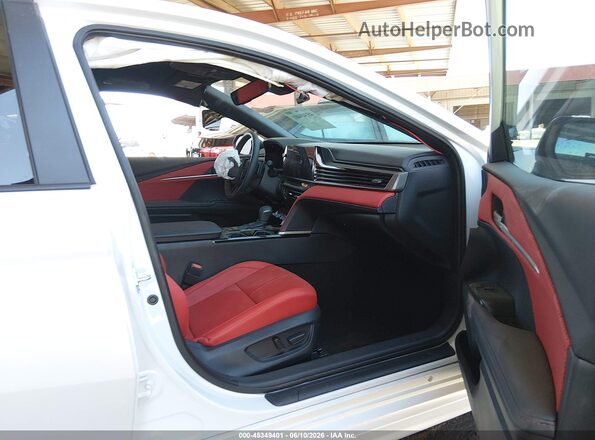 4T1DAACK4TU715390 2026 TOYOTA CAMRY White წინა სალონის ხედი