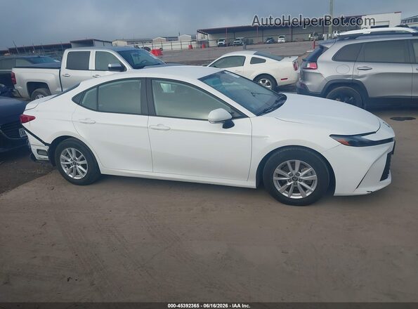 4T1DAACK5SU007826 2025 TOYOTA CAMRY Белый Вид задней части салона