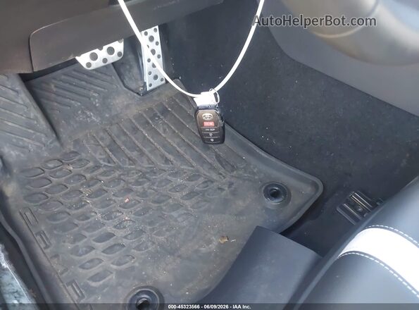 4T1DAACK5SU162053 2025 TOYOTA CAMRY Black Vista del salpicadero