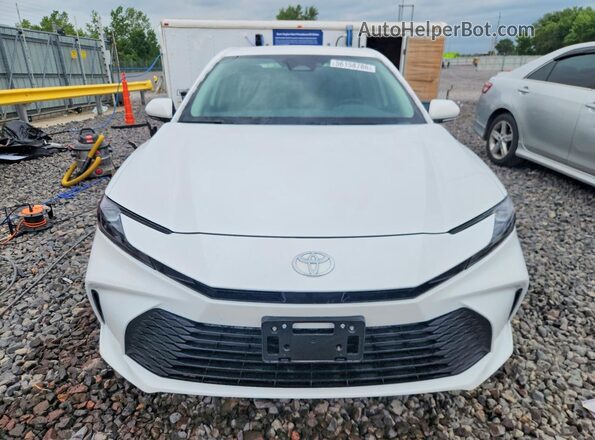 4T1DAACK5SU192721 2025 TOYOTA CAMRY White Vista frontal