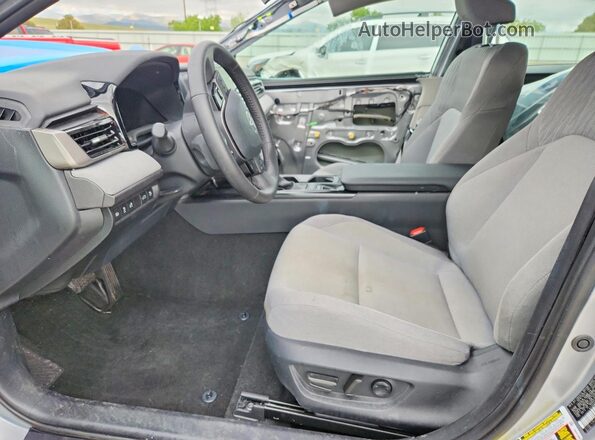 4T1DAACK5SU504343 2025 TOYOTA CAMRY Silver 