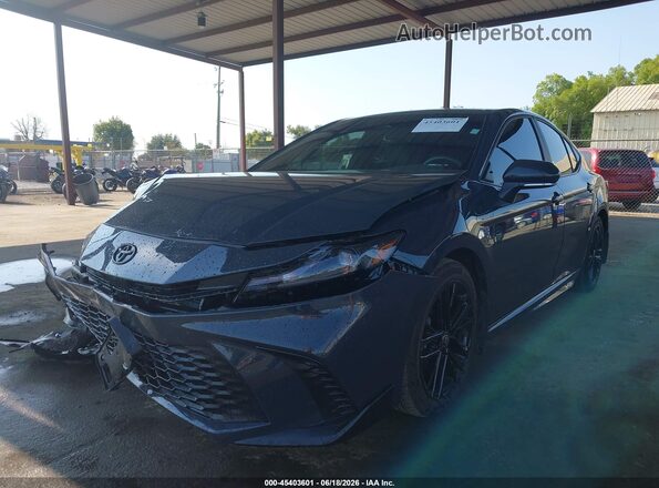 4T1DAACK5SU648684 2025 TOYOTA CAMRY Gray Vista tres cuartos delantera izquierda