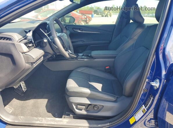 4T1DAACK5TU212693 2026 TOYOTA CAMRY Синий Вид салона спереди