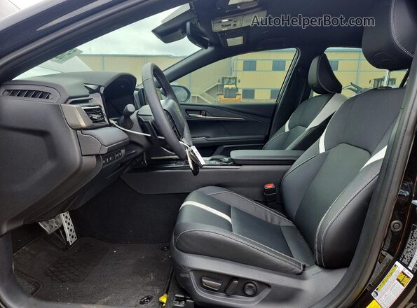 4T1DAACK5TU259318 2026 TOYOTA CAMRY Black Front interior view