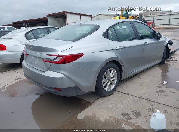 4T1DAACK5TU707024 2026 TOYOTA CAMRY Silver Հետևի աջ