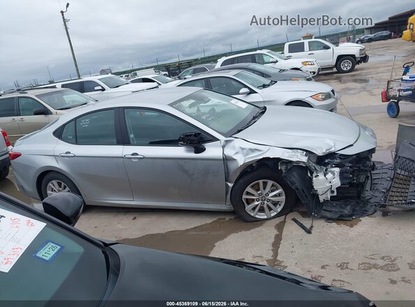 4T1DAACK5TU707024 2026 TOYOTA CAMRY Silver Սալոնի 360 աստիճան տեսք