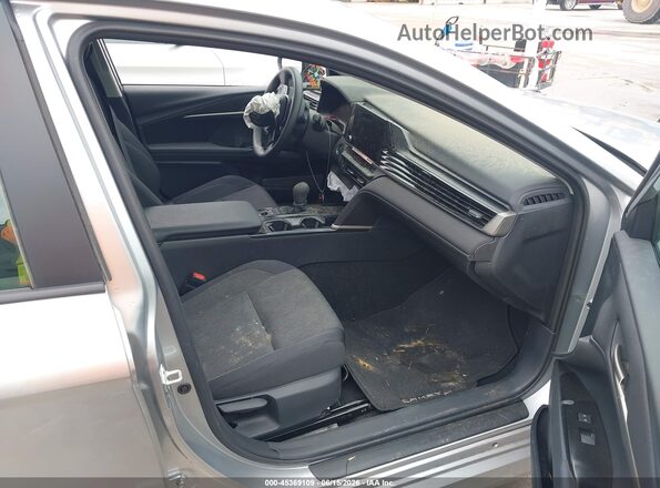 4T1DAACK5TU707024 2026 TOYOTA CAMRY Silver Սալոնի դիմացի տեսք