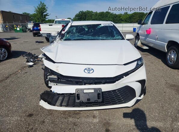 4T1DAACK6SU005793 2025 TOYOTA CAMRY White Vista frontal