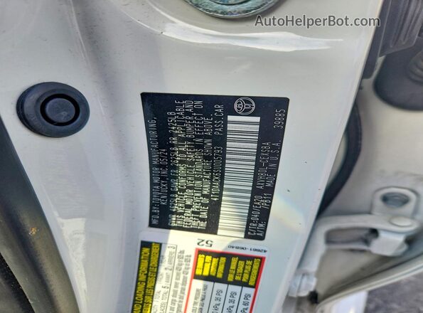 4T1DAACK6SU005793 2025 TOYOTA CAMRY White Vista de la etiqueta del VIN