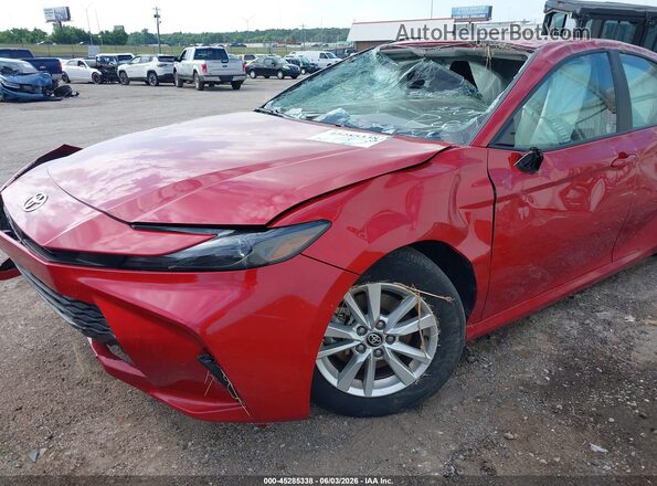 4T1DAACK6SU053309 2025 TOYOTA CAMRY Red Widok z przodu