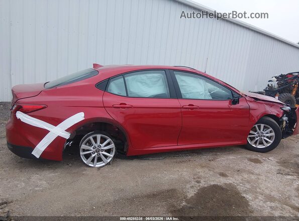 4T1DAACK6SU053309 2025 TOYOTA CAMRY Red Widok wnętrza z tyłu
