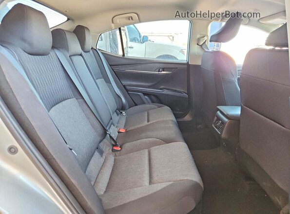4T1DAACK6SU056694 2025 TOYOTA CAMRY Silver Rear seats view