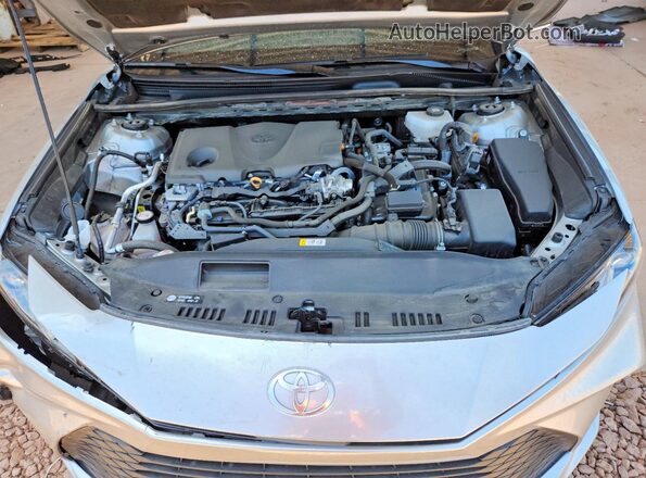 4T1DAACK6SU056694 2025 TOYOTA CAMRY Silver Rear interior view