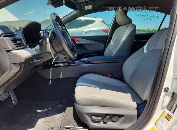 4T1DAACK6SU090523 2025 TOYOTA CAMRY White Front interior view