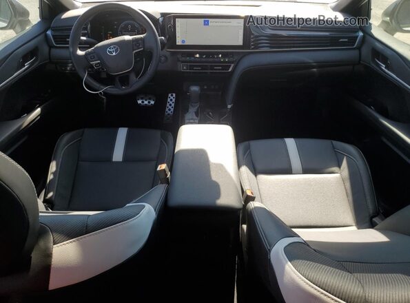 4T1DAACK6SU143639 2025 TOYOTA CAMRY White წინა პანელის ხედი