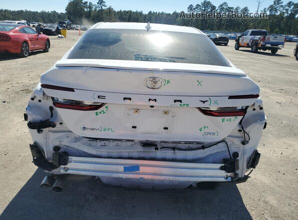 4T1DAACK6SU143639 2025 TOYOTA CAMRY White უკანა ხედი