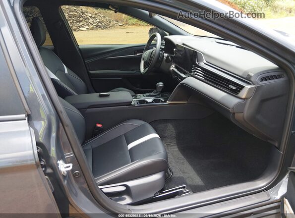 4T1DAACK6SU157475 2025 TOYOTA CAMRY Gray Front interior view