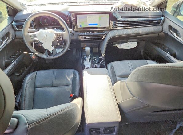 4T1DAACK6SU586180 2025 TOYOTA CAMRY White 
