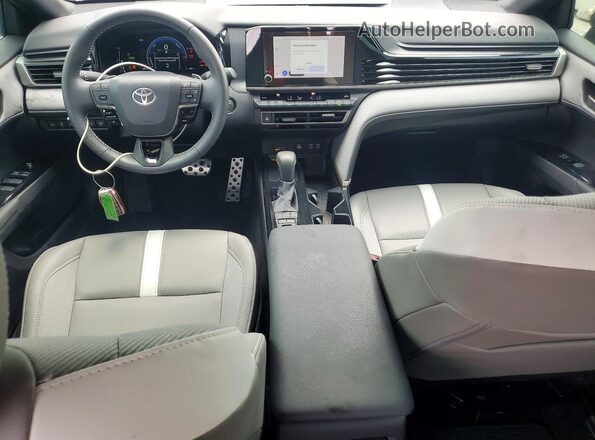 4T1DAACK6SU648421 2025 TOYOTA CAMRY Blue წინა პანელის ხედი