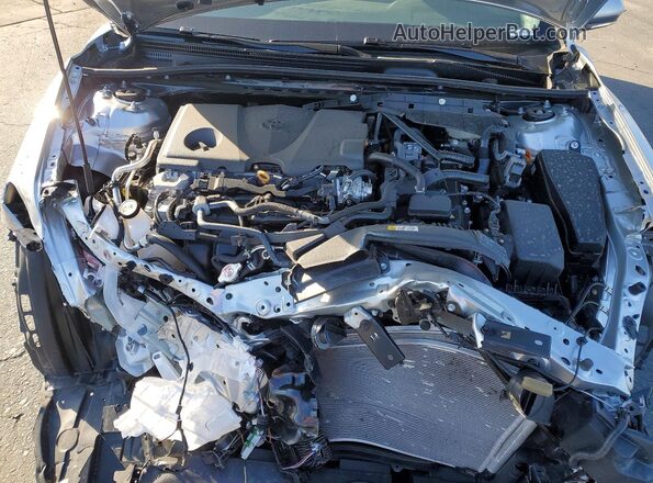 4T1DAACK6TU697555 2026 TOYOTA CAMRY Silver Vista interior trasera