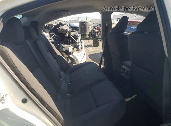 4T1DAACK7SU096198 2025 TOYOTA CAMRY White Вид задніх сидінь