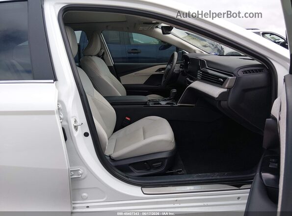 4T1DAACK7SU117356 2025 TOYOTA CAMRY White Front interior view