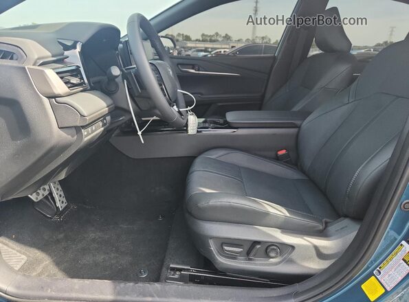 4T1DAACK7SU155489 2025 TOYOTA CAMRY Blue Widok wnętrza z przodu