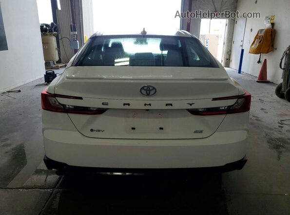 4T1DAACK7SU166279 2025 TOYOTA CAMRY White Вид ззаду