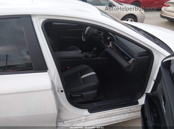 4T1DAACK7SU535416 2025 TOYOTA CAMRY White წინა სალონის ხედი