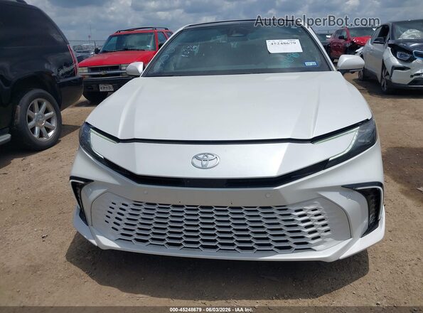 4T1DAACK7SU580095 2025 TOYOTA CAMRY White Vista del cuadro de instrumentos
