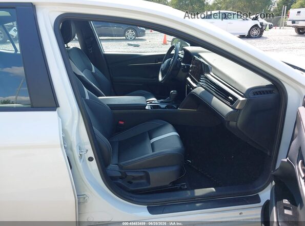 4T1DAACK7SU609949 2025 TOYOTA CAMRY White Вид салону спереду