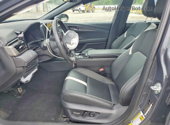4T1DAACK7SU623317 2025 TOYOTA CAMRY Gray Widok wnętrza z przodu