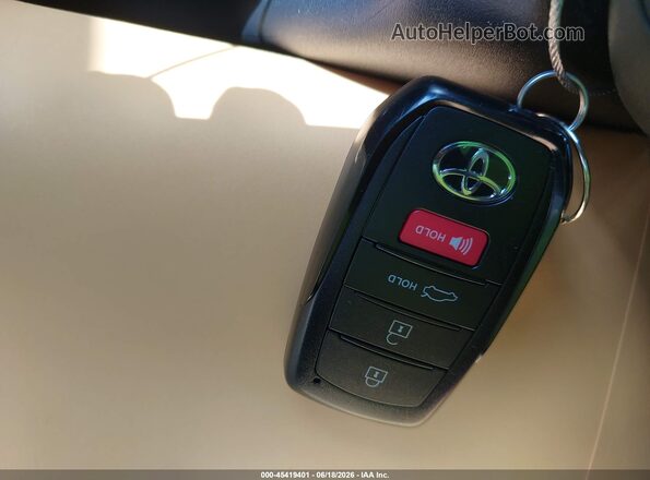 4T1DAACK7TU236414 2026 TOYOTA CAMRY Black წინა პანელის ხედი