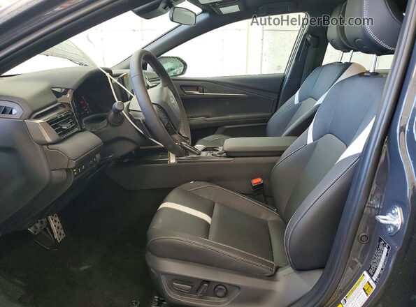 4T1DAACK7TU282079 2026 TOYOTA CAMRY Charcoal Вид салону спереду