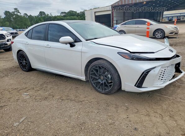 4T1DAACK7TU675645 2026 TOYOTA CAMRY White Передня права чверть