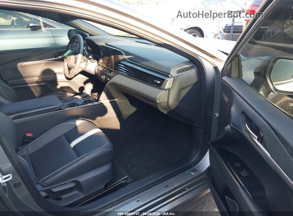 4T1DAACK8SU520195 2025 TOYOTA CAMRY Gray Widok wnętrza z przodu