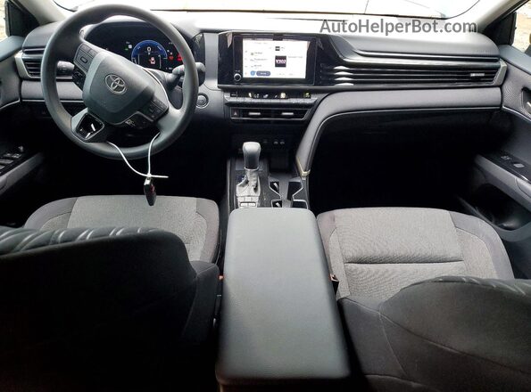 4T1DAACK8SU569249 2025 TOYOTA CAMRY Синий Вид панели приборов