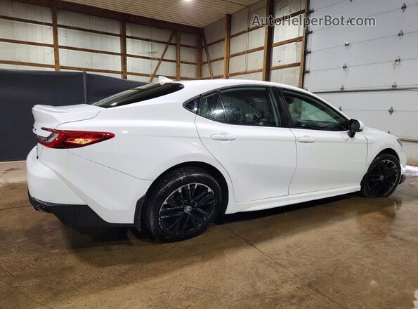 4T1DAACK8SU640577 2025 TOYOTA CAMRY Белый 