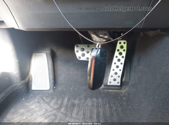 4T1DAACK8SU642460 2025 TOYOTA CAMRY Black Dashboard view