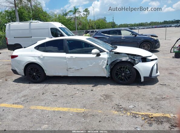 4T1DAACK8TU242321 2026 TOYOTA CAMRY White Սալոնի 360 աստիճան տեսք