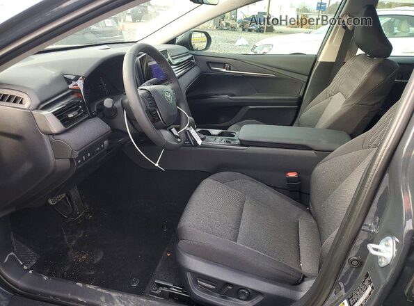 4T1DAACK8TU655047 2026 TOYOTA CAMRY Gray წინა სალონის ხედი