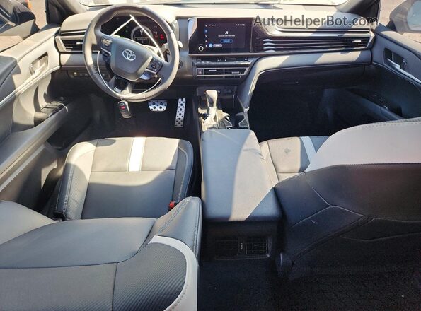 4T1DAACK8TU698061 2026 TOYOTA CAMRY Gray Vista del salpicadero